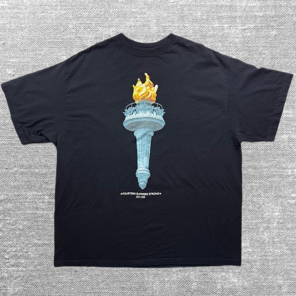 Rocawear Classic Statue of Liberty Torch Graphic Streetwear Tee Black 4XB